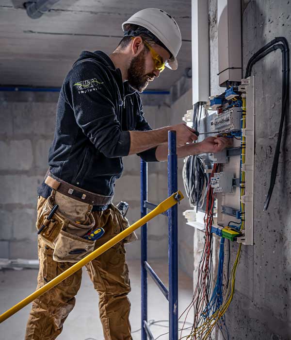 Impianti Elettrici Civili e Industriali